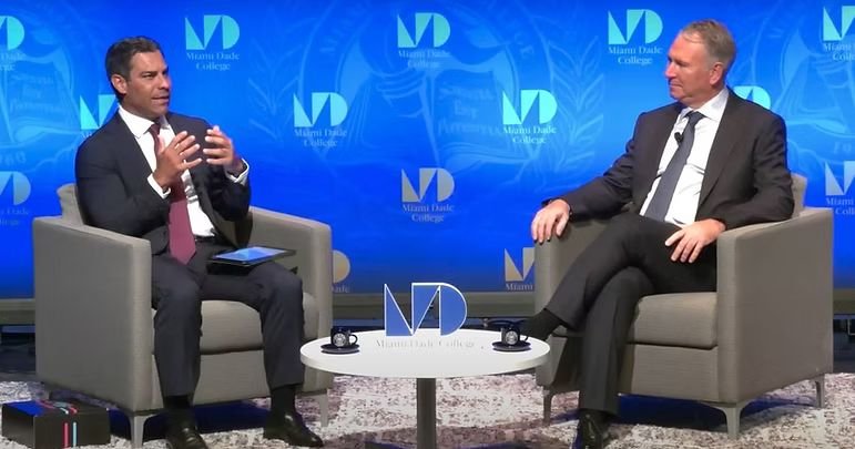 Miami Mayor Francis Suarez and Citadel CEO Ken Griffin in a conversation hosted by the Economic Club of Miami.